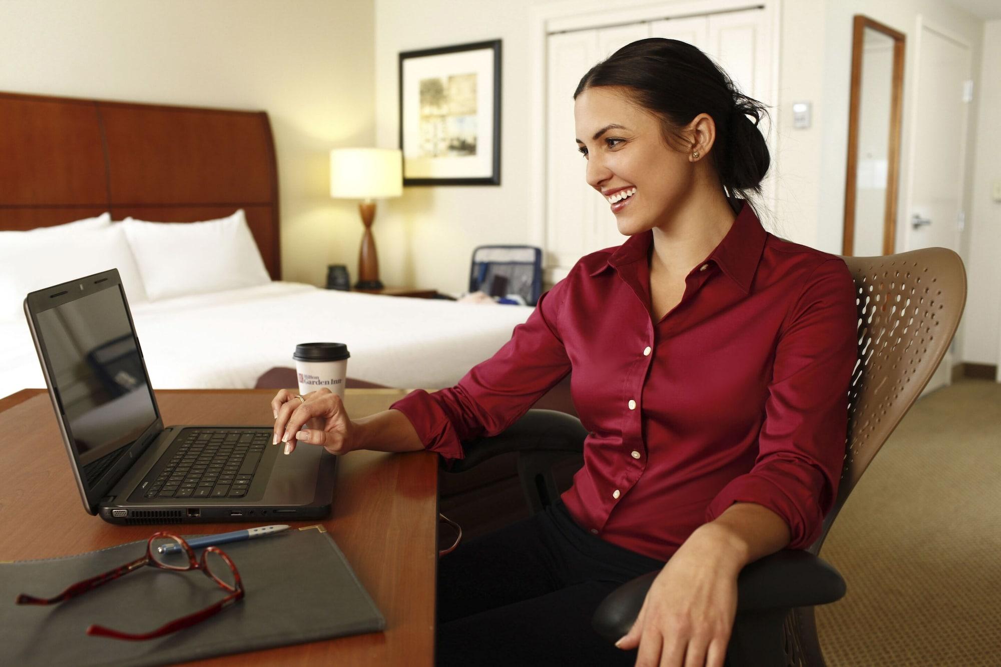 Hilton Garden Inn Alexandria Old Town National Harbor Kültér fotó