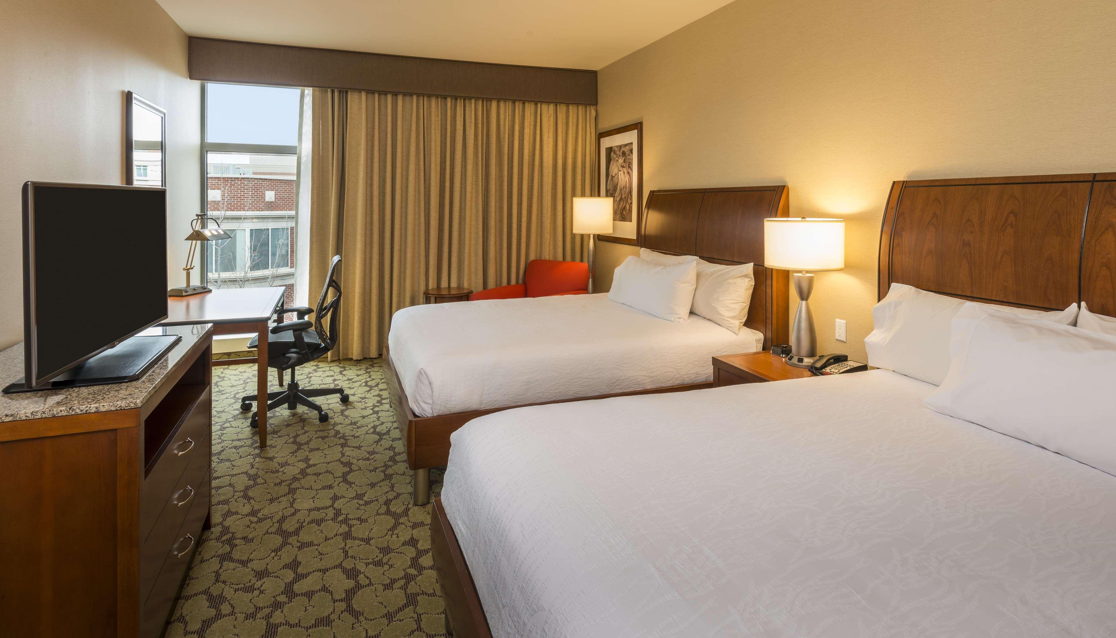 Hilton Garden Inn Alexandria Old Town National Harbor Kültér fotó