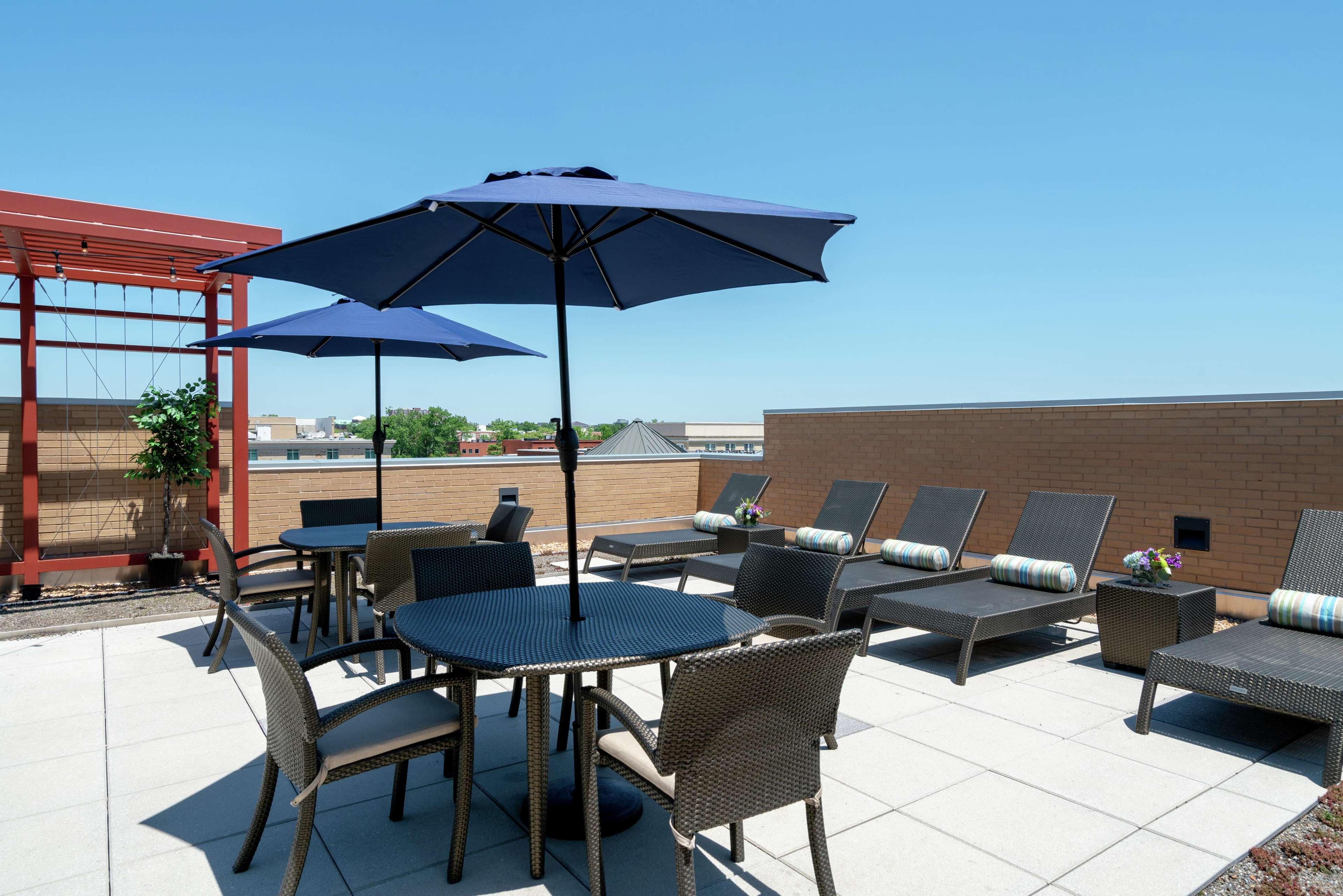 Hilton Garden Inn Alexandria Old Town National Harbor Kültér fotó