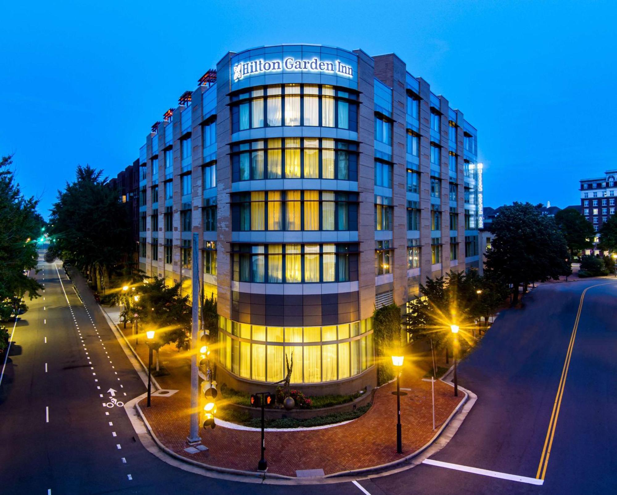 Hilton Garden Inn Alexandria Old Town National Harbor Kültér fotó